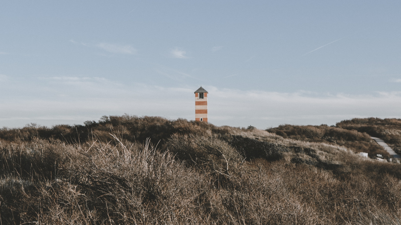 Обои Одинокий маяк в разрешении 1280x720