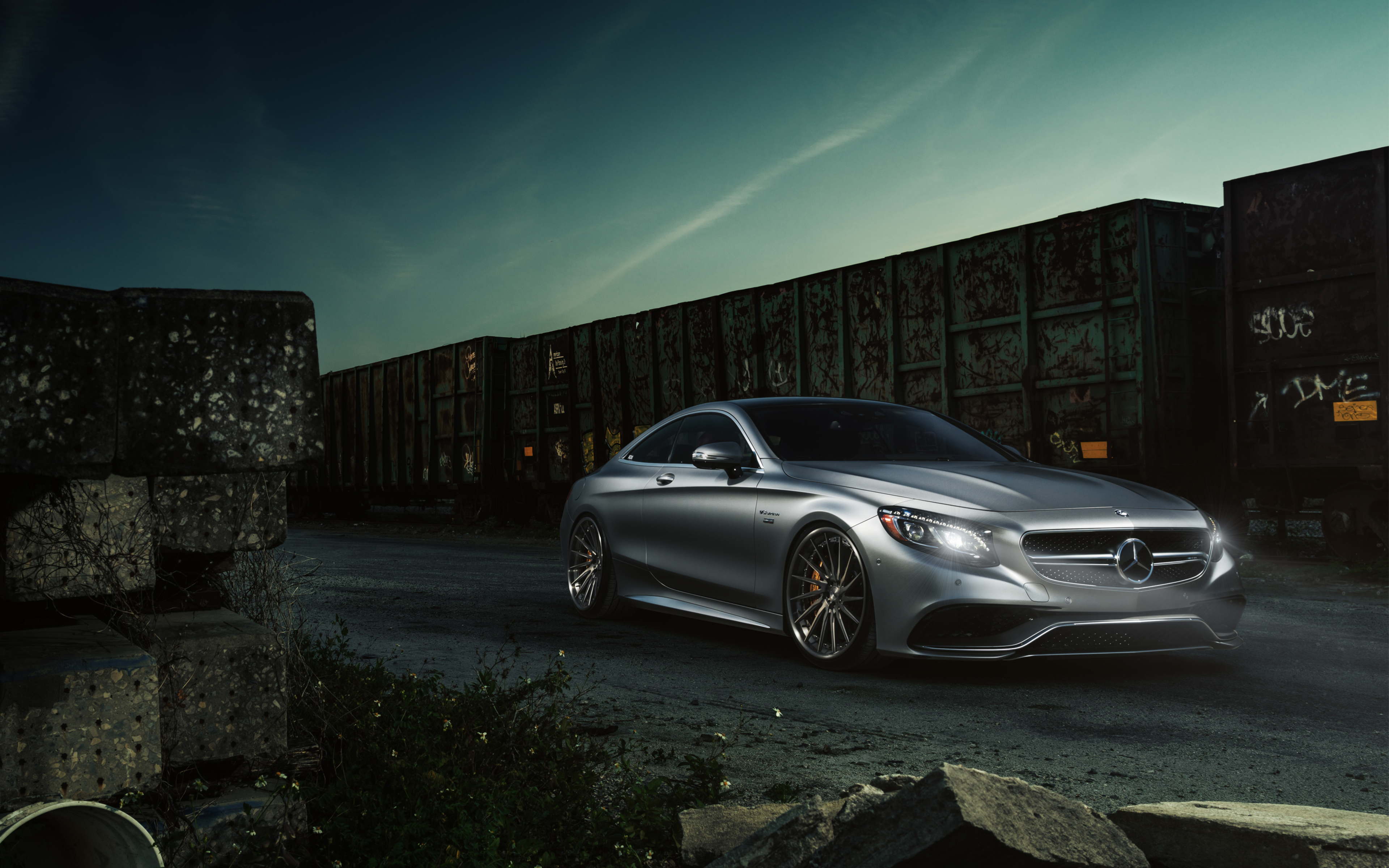 Mercedes Benz 1920 1080