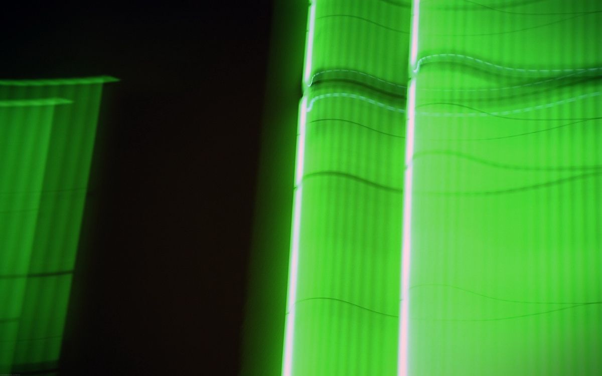 Обои зеленый, неон, свет, освещение, линия в разрешении 1920x1200