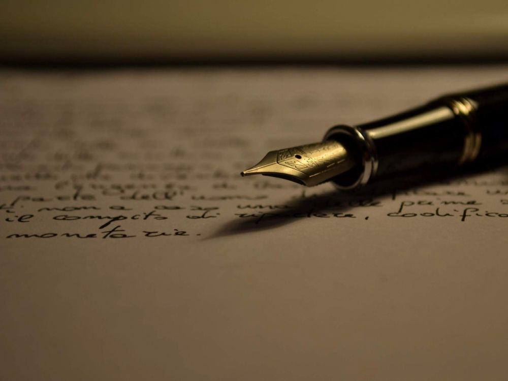 Обои ручка, канцелярские товары, Перьевая ручка, почерк, макросъемка в разрешении 2048x1536