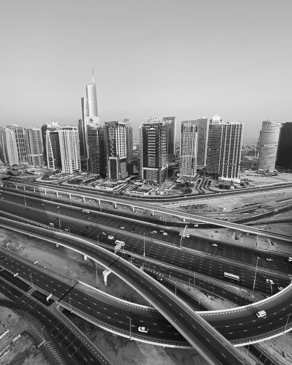 Обои дорога, транспорт, городской район, башня, город в разрешении 2860x3574