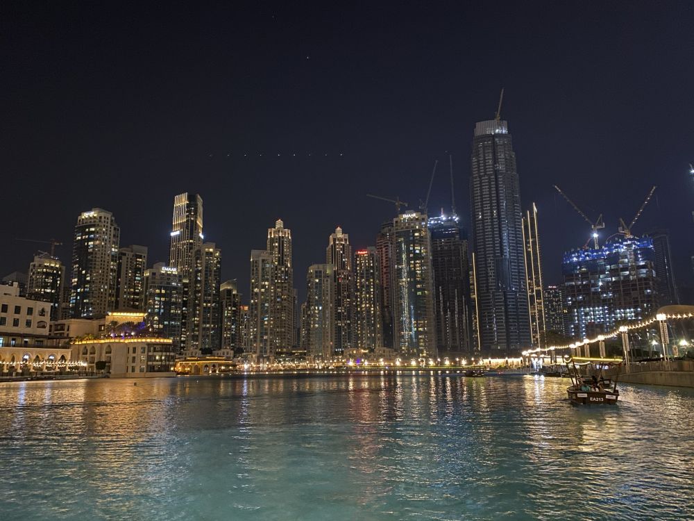 Обои Дубай, городской пейзаж, ночь, башня, город в разрешении 2048x1536