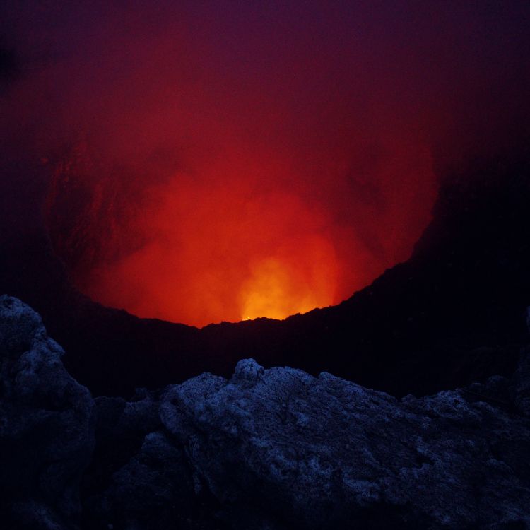 Обои типы вулканических извержений, лава, вулкан, щитовой вулкан, вулканического рельефа в разрешении 3415x3415