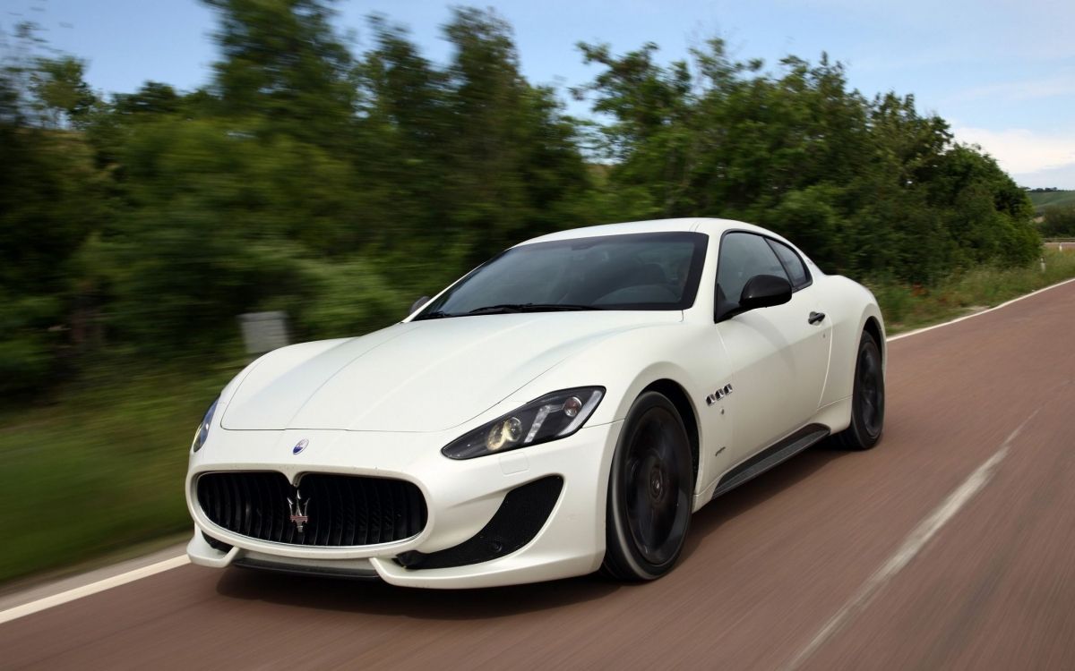 Обои maserati granturismo, Мазерати, авто, спорткар, суперкар в разрешении 2240x1400