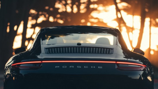 PORSCHE   