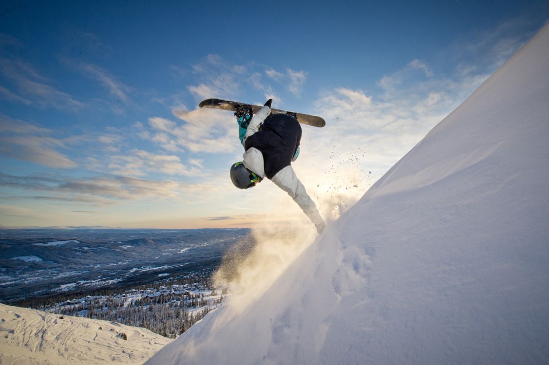 Обои сноуборд, экстремальный вид спорта, лыжи, снег, зимний спорт в разрешении 3774x2511