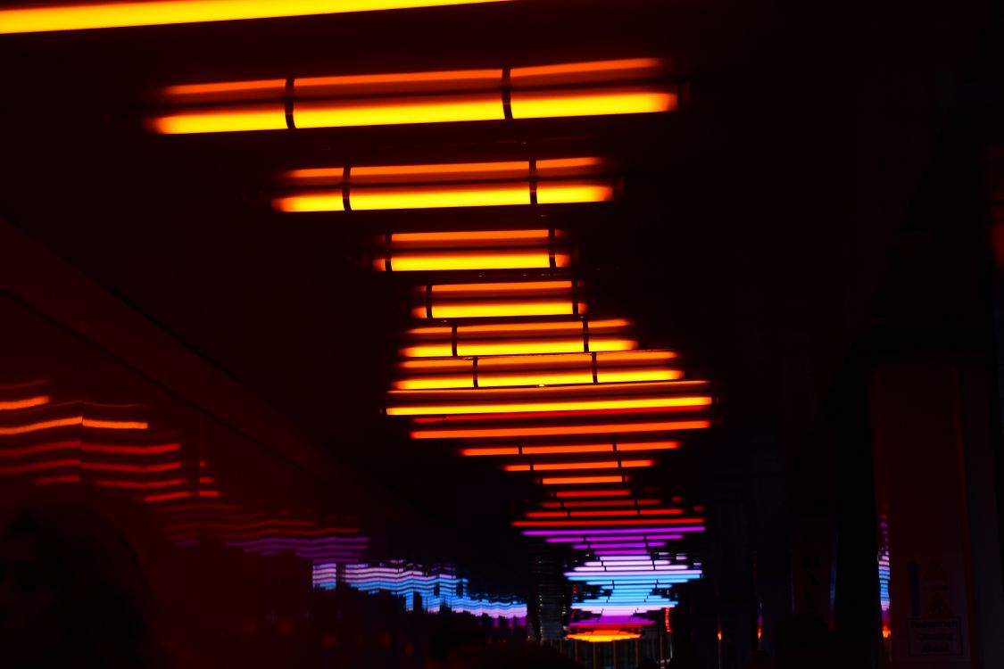 Обои лестница, ночь, потолок, темнота, полутона и оттенки в разрешении 6000x4000