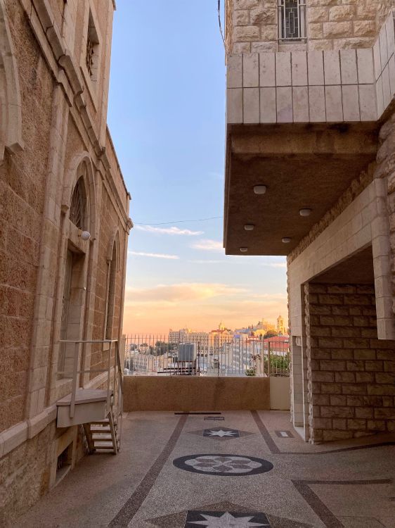 Обои архитектура, бетон, арка, кирпич, симметрия в разрешении 3024x4032