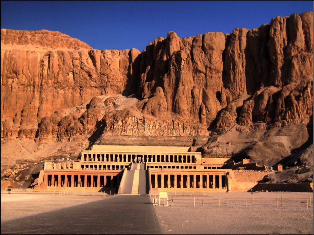 Обои Храм Хатшепсут, Дейр-эль-Бахри, погребальный храм, Колоссы Мемнона, ориентир в разрешении 3083x2312