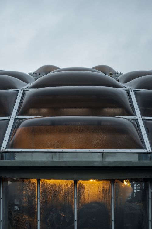 Обои архитектура, здание, фасад, крыша, автомобильный экстерьер в разрешении 3711x5566