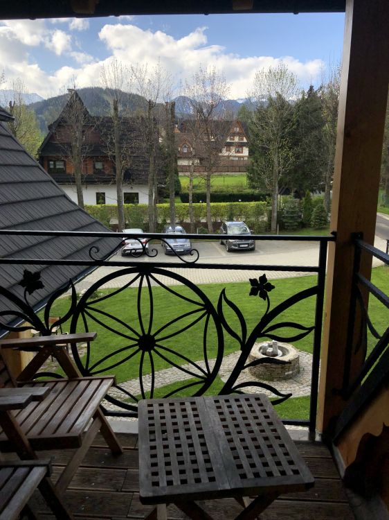 Обои Хаус, недвижимость, наука, мебель, уличная мебель в разрешении 1536x2048