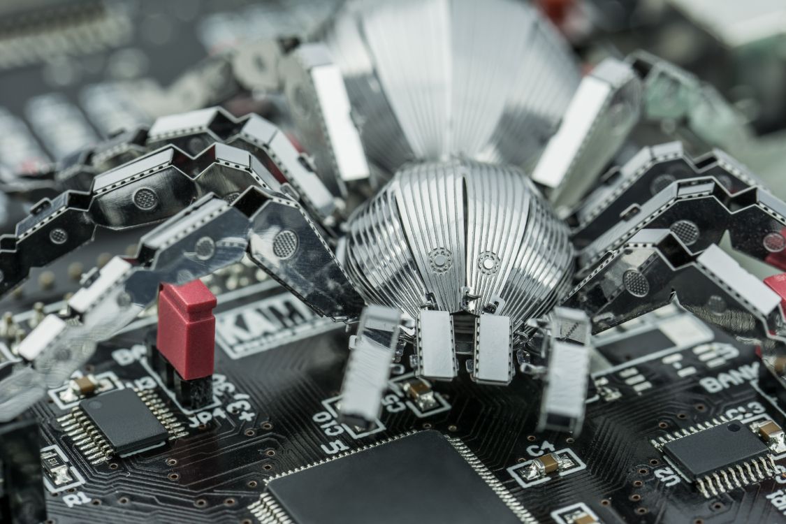 Обои кибервойна, Вирус-вымогатель, вредоносная программа, электроника, материнская плата в разрешении 6000x4000