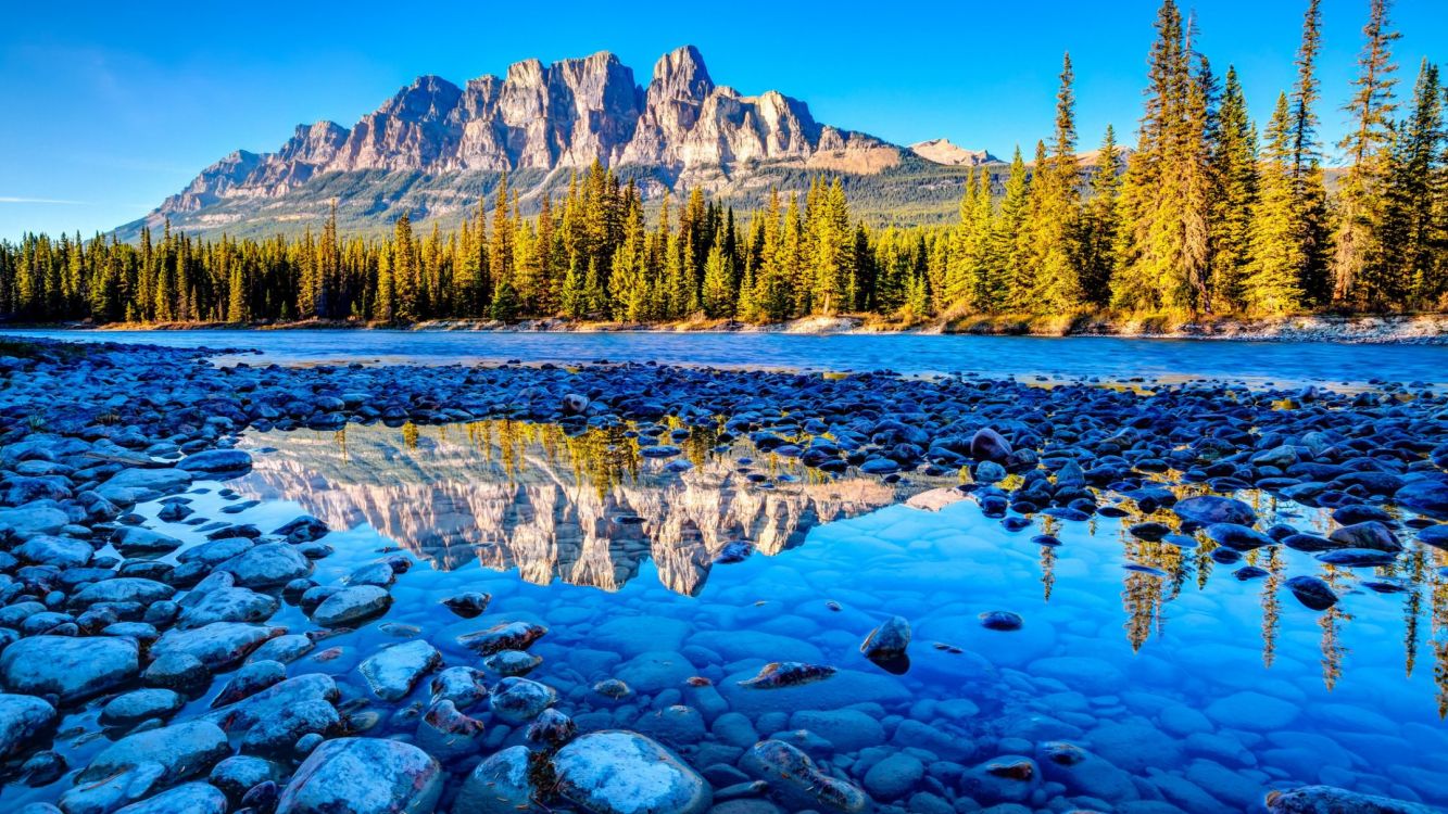 Обои природа, отражение, дикая местность, гора, природный заповедник в разрешении 2560x1440