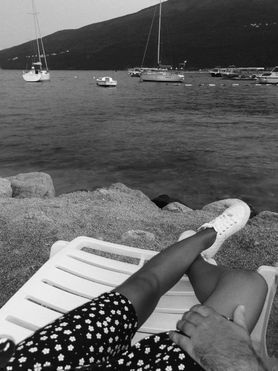 Обои черный и белый, leica m монохромный, Leica M-System, водоем, человек в разрешении 3024x4032