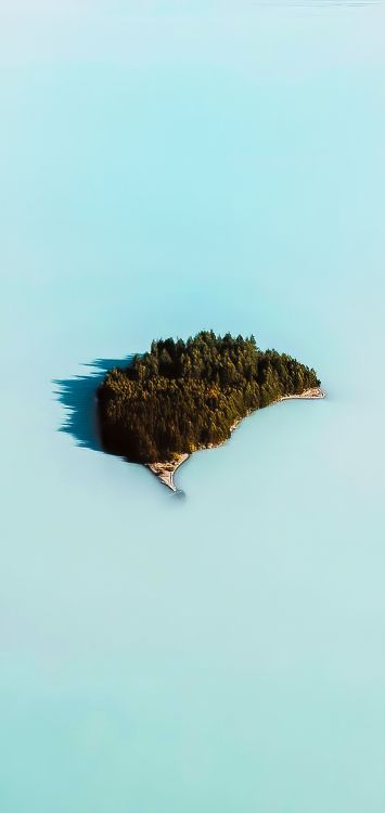 Обои вода, натуральный материал, пейзаж, природный ландшафт, Остров в разрешении 1421x3000