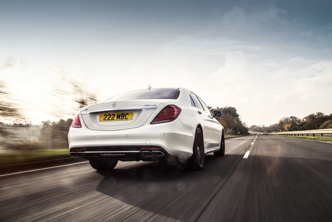 Обои авто, семейный автомобиль, личный роскошный автомобиль, bmw, mercedes benz s class в разрешении 4096x2731