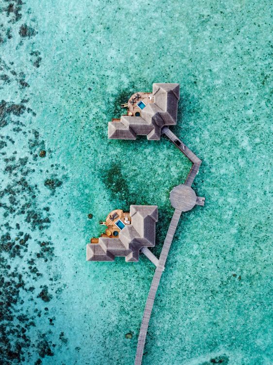 Обои море, зеленый, бирюза, электроника, водоем в разрешении 2854x3805