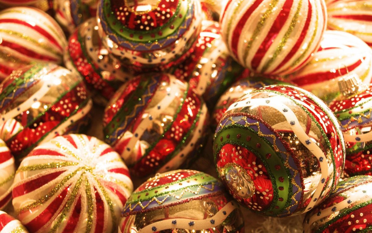 Обои Рождественские украшения, Новый год, традиция, стол, таблица в разрешении 2560x1600