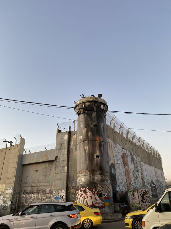 Обои Король, колесо, шина, автомобильный стояночный свет, Литые диски в разрешении 1536x2048