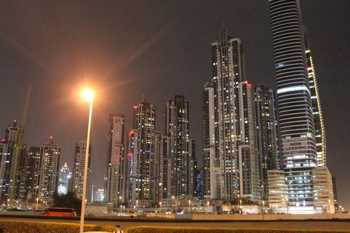 Обои небоскреб, вышка, город, метрополия, городской пейзаж в разрешении 2592x1728