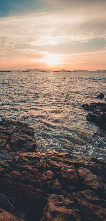 Обои море, закат, горизонт, природа, рок в разрешении 1080x2248