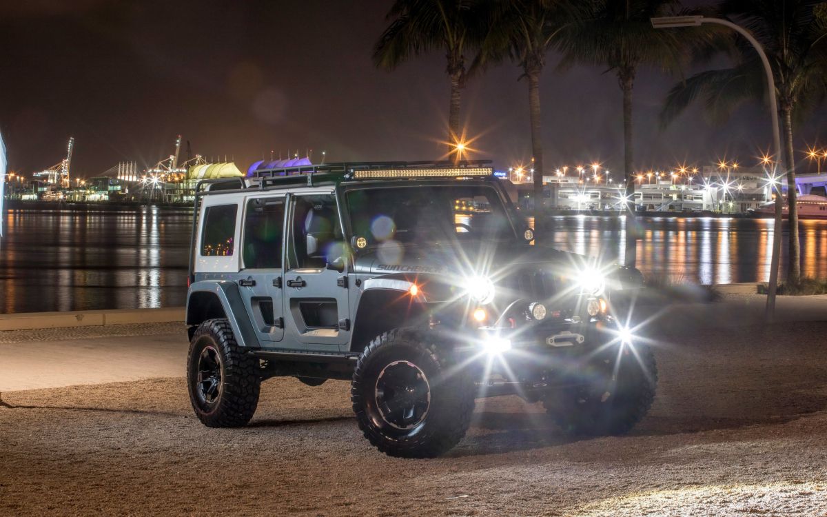Обои джип, авто, jeep wrangler, Джип Ренегат, автомобильный экстерьер в разрешении 2560x1600