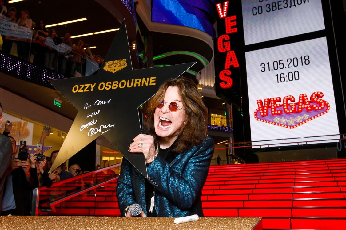 Обои девушка, Реклама, забава, В Ozzman Приходит, Голливудской Аллее Славы в разрешении 2000x1333