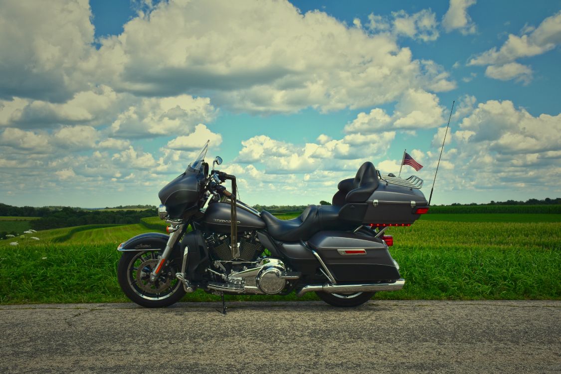 Обои мотоцикл, облако, аксессуары для мотоциклов, мотоспорт, дорога в разрешении 6000x4000