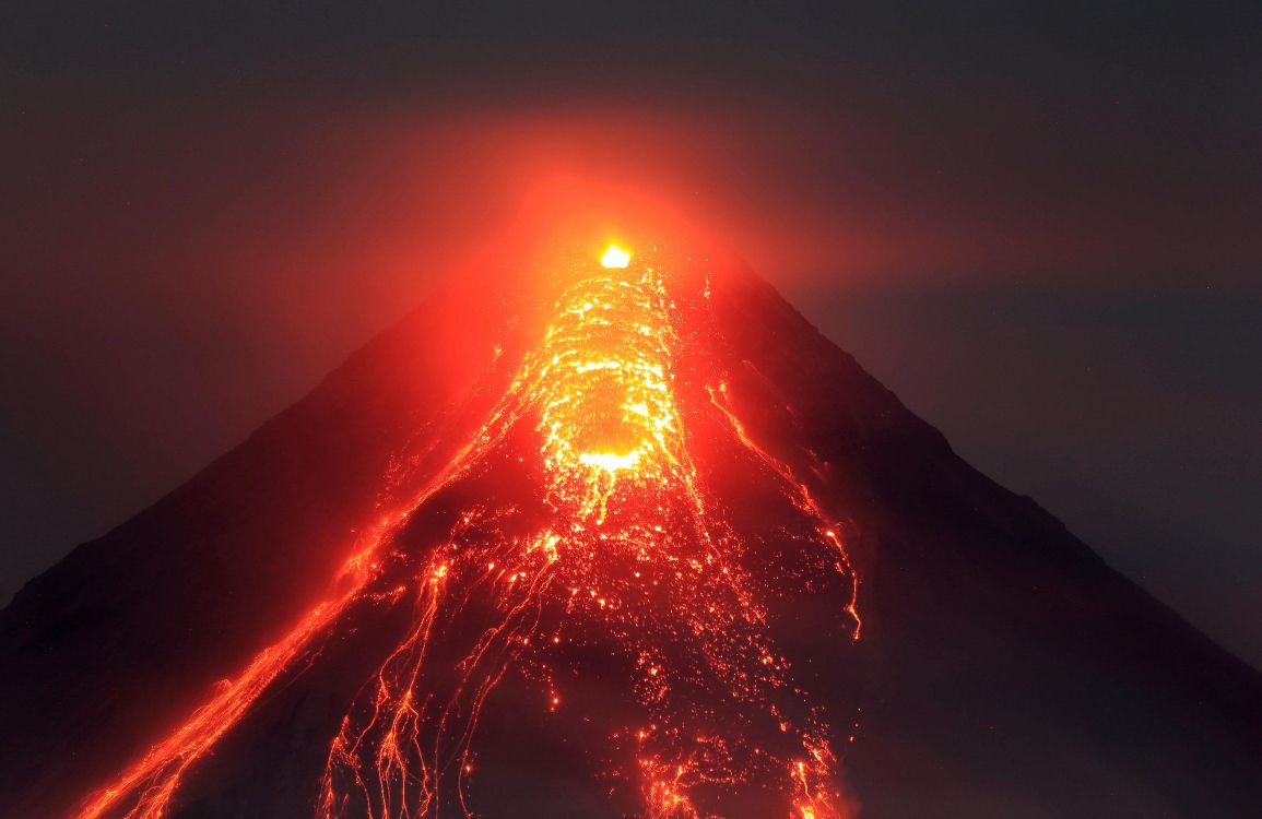 Обои вулкан Майон, Легаспи, вулкан, лава, типы вулканических извержений в разрешении 3500x2271