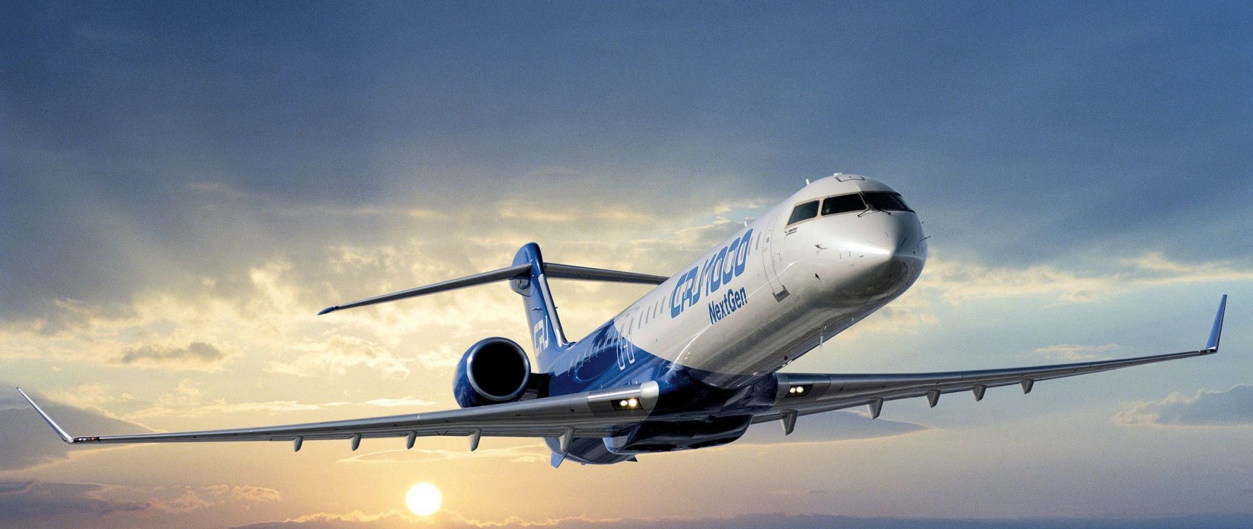 Обои с crj 1000, самолет, самолеты, авиалайнер, авиация в разрешении 2560x1080