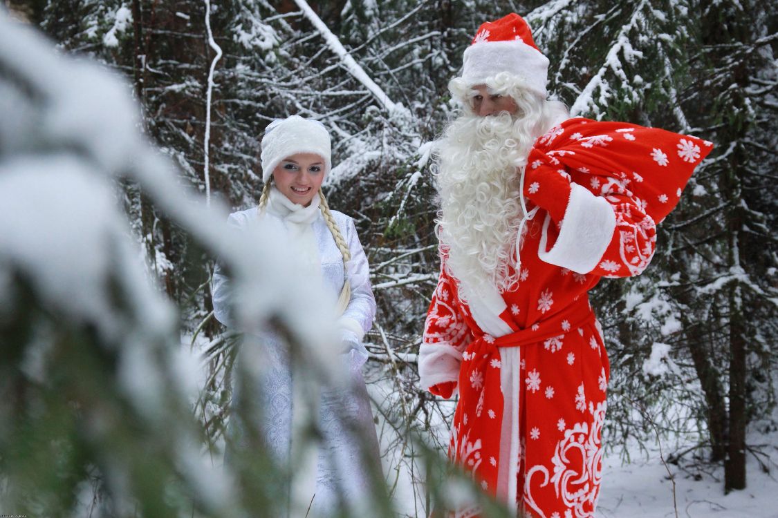 Обои Дед Мороз, Санта-Клаус, дед, снег, зима в разрешении 3456x2304