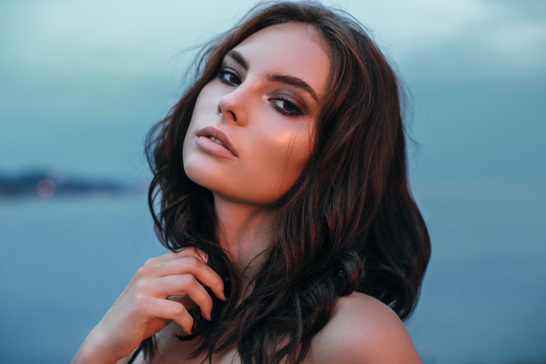 Обои красота, модель, волосы, лицо, губа в разрешении 5760x3840