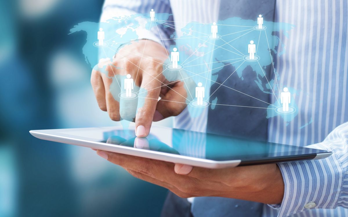 Обои бизнес, компания, технологии, палец, организация в разрешении 2560x1600