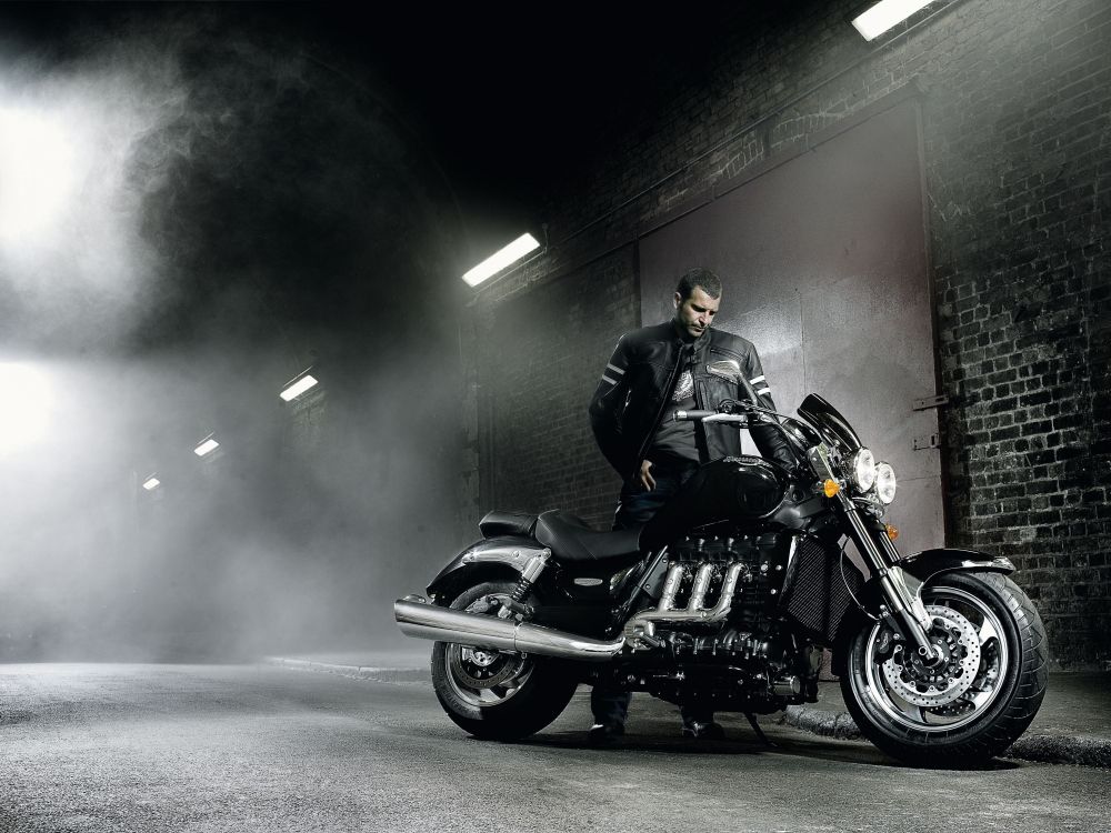 Обои Мотоциклы Triumph, triumph rocket iii, мотоцикл, крейсер, мотоспорт в разрешении 3000x2250