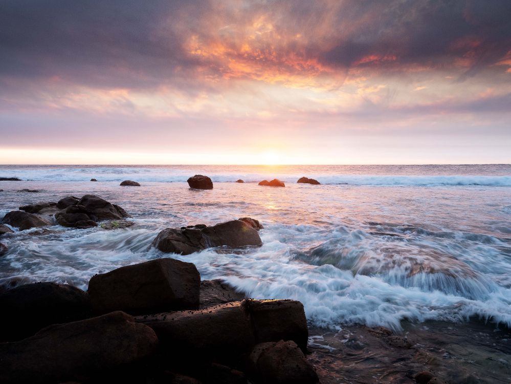 Обои пляж Трокадеро, яблоко, смартфон, облако, вода в разрешении 7000x5251