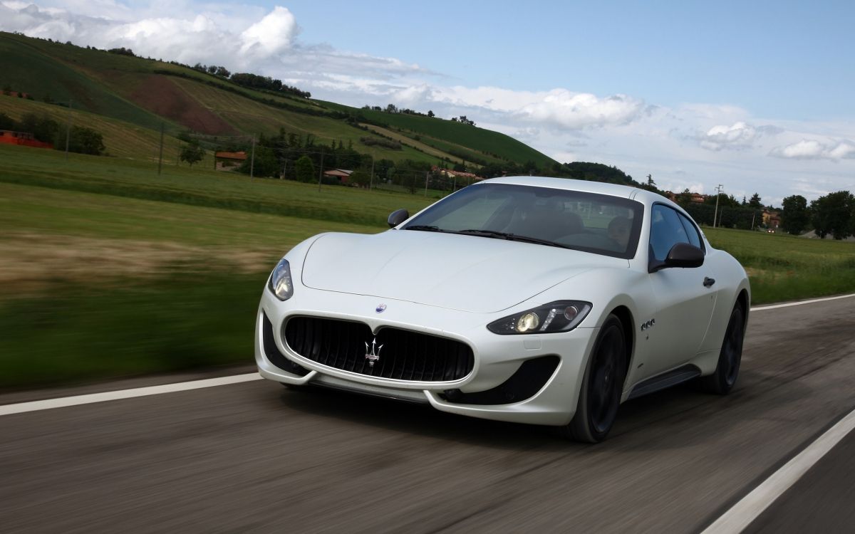 Обои 2016 Мазерати Прекрасная, maserati granturismo, спорткар, Мазерати, авто в разрешении 2560x1600
