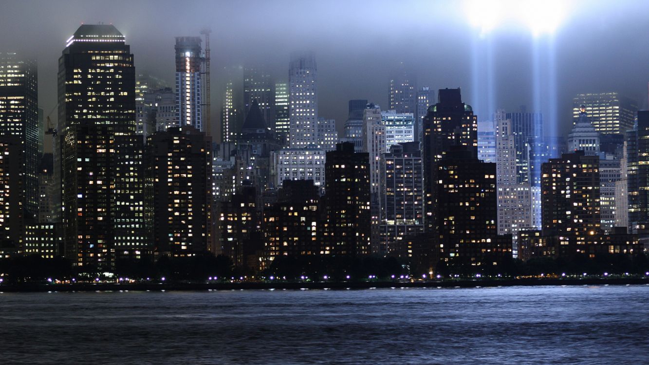 Обои городской пейзаж, город, метрополия, линия горизонта, небоскреб в разрешении 2560x1440