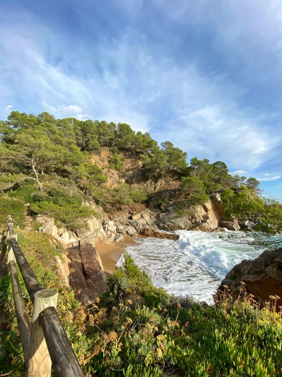 Обои побережье, гидроресурсы, море, мыс, природный ландшафт в разрешении 3024x4032