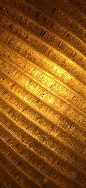 Обои свет, коричневый цвет, золото, Янтарь, древесина в разрешении 1080x2340