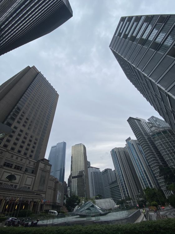 Обои Куала Лумпур, Малайзия, башня, дневное время, архитектура в разрешении 1536x2048