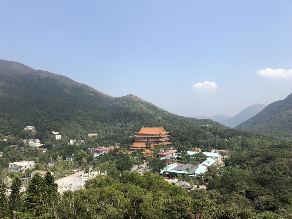 Обои горная деревня, пейзажи гор, горный хребет, горный рельеф, растительность в разрешении 2048x1536