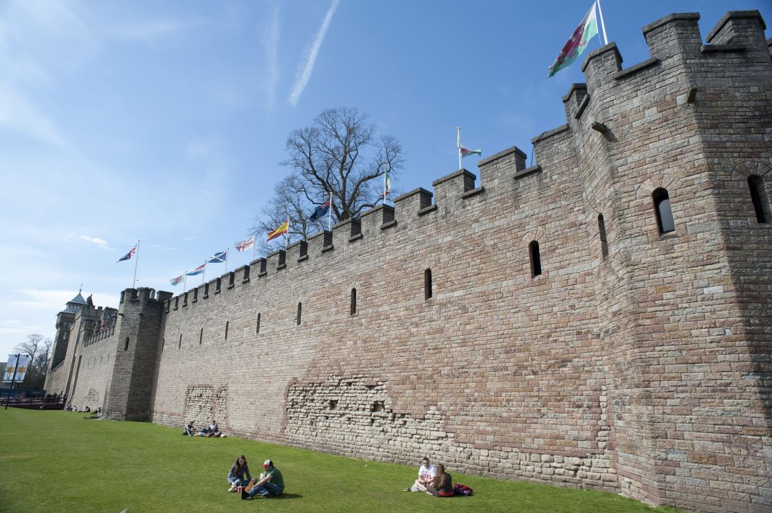 Обои средневековая архитектура, замок, фортификация, стена, здание в разрешении 3200x2129