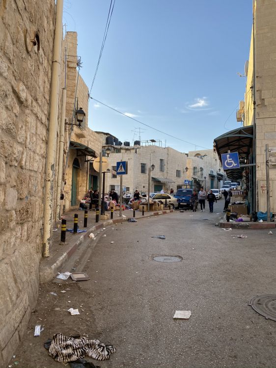 Обои туризм, соседство, инфраструктура, городок, улица в разрешении 1536x2048