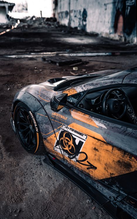 Обои Чернобыльская катастрофа, mclaren automotive, легковые автомобили, Макларен, McLaren 650S в разрешении 3696x5913