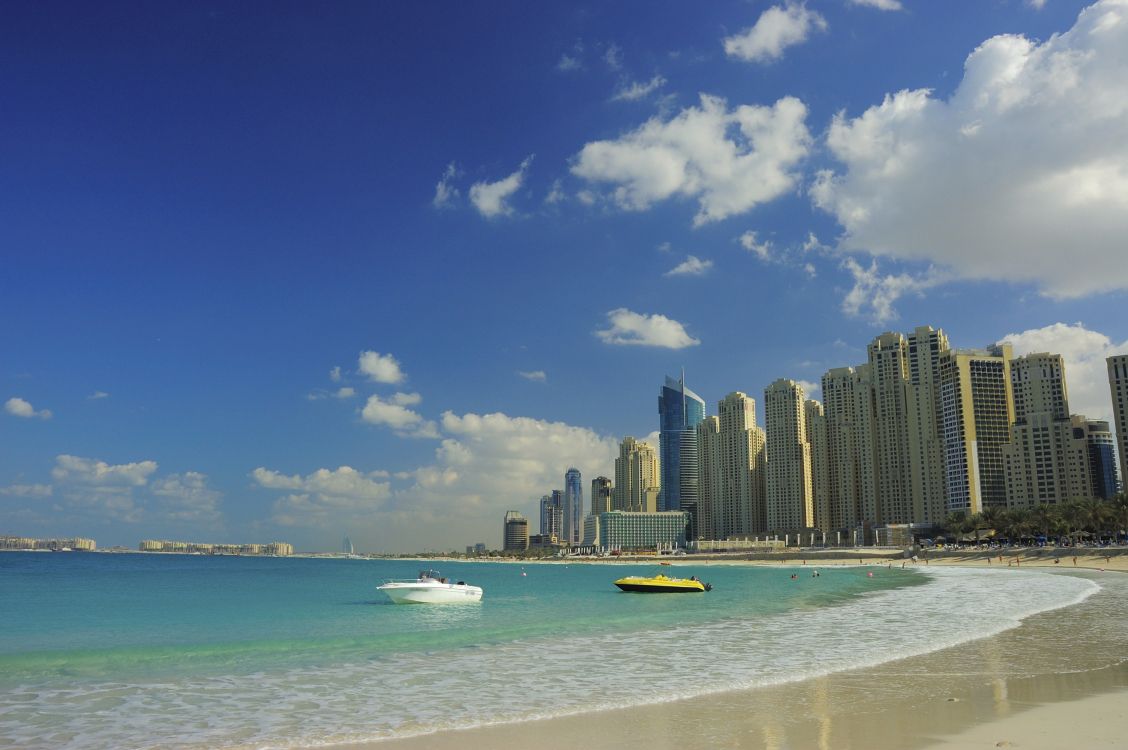 Обои пляж Джумейра, отпуск, дневное время, море, город в разрешении 3008x2000