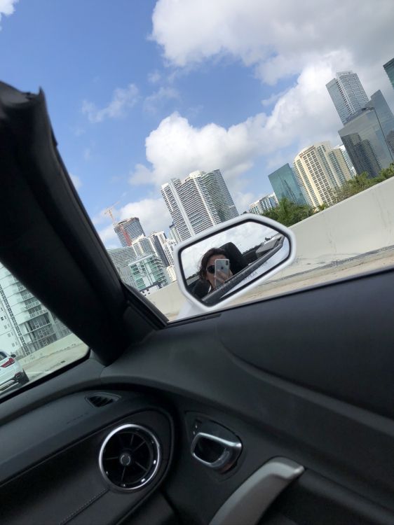 Обои Майами, семейный автомобиль, Король, компактный автомобиль, автомобиль среднего размера в разрешении 1536x2048