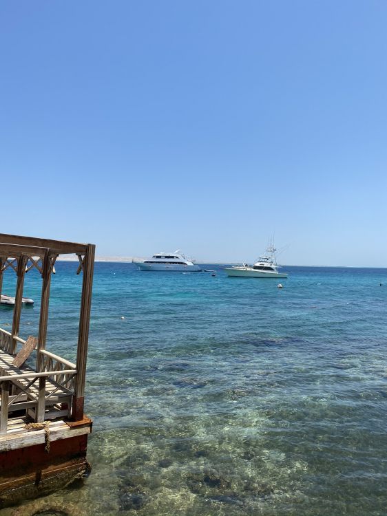 Обои море, судно, горизонт, лодка, океан в разрешении 1536x2048