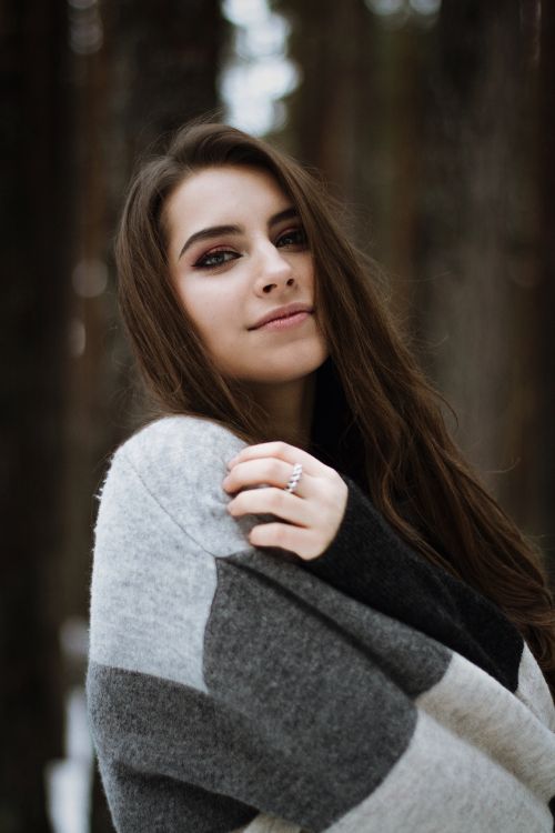 Обои портрет, Женский пол, губа, верхняя одежда, рукав в разрешении 3344x5016