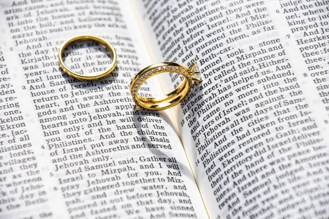 Обои обручальное кольцо, кольцо, свадьба, ювелирные изделия, модный аксессуар в разрешении 6000x4000