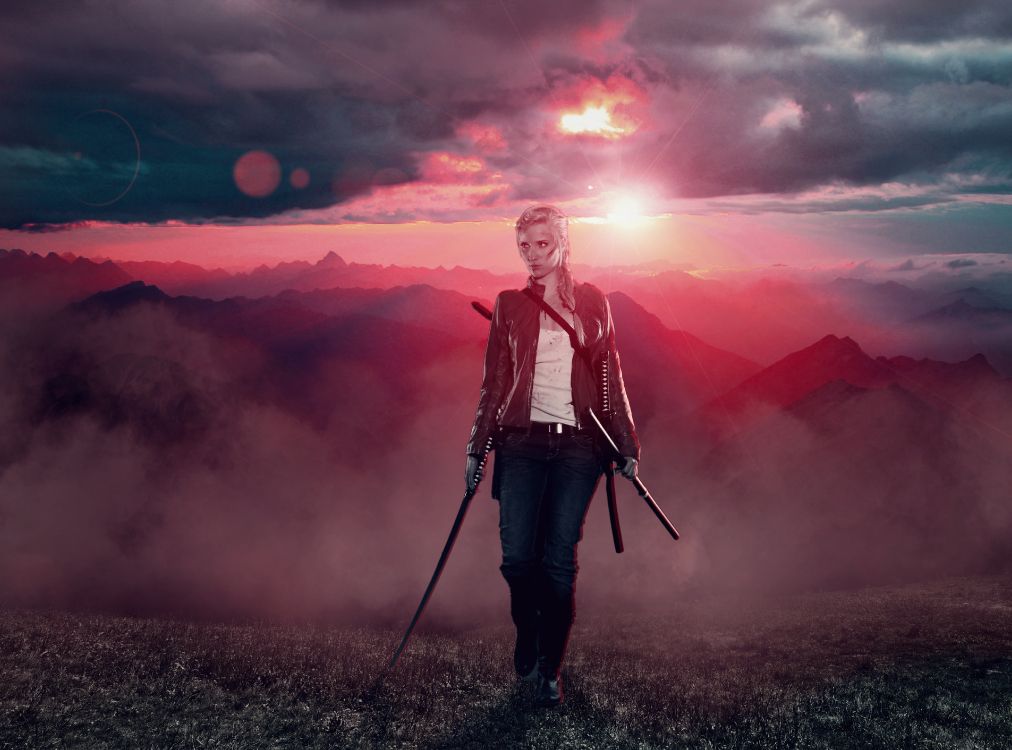 Обои закат, облако, человек, гора, восход солнца в разрешении 5184x3840